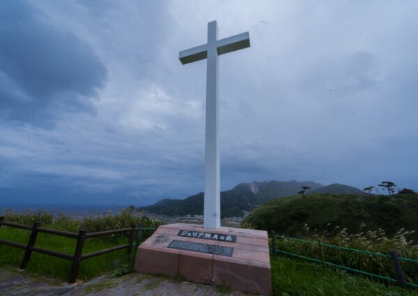 文藝天国「μεταμορπηοςε」考察|音楽と映像の裏にある象徴 1 35dfd87a814aa49f8fad1466d1870ecd